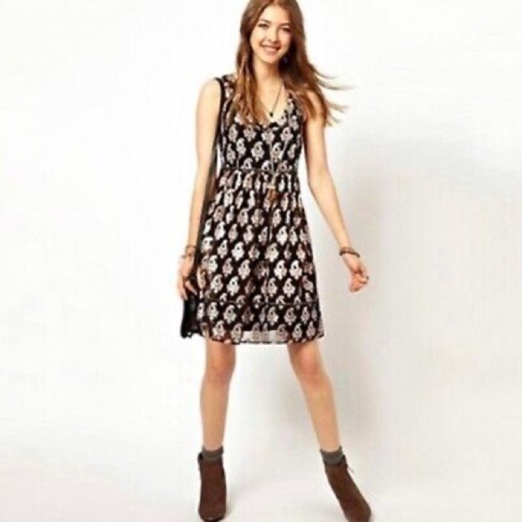 Free People 🖤 Jacquard Sleeveless Mini Dress Black Tan Metallic Studs Womens 10 - Picture 1 of 13